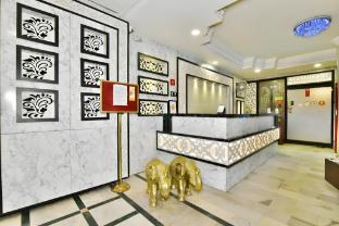 hotel sallow international near golden temple