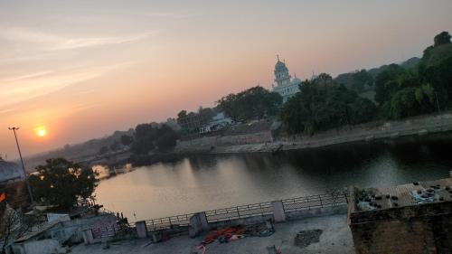 kailash kuti guest house