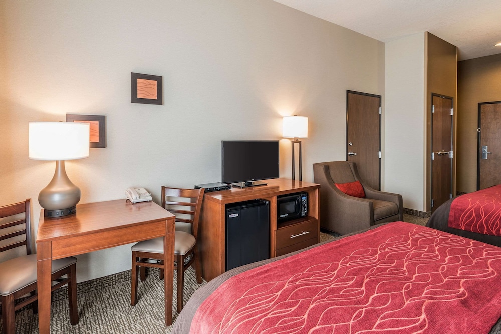 comfort inn and suites