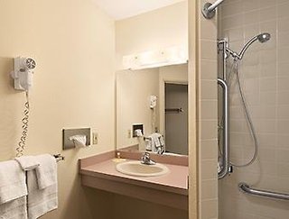 Days Inn By Wyndham Hinckley,Minnesota>>Hinckley,2 star