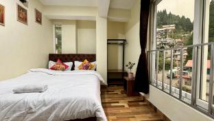 darjeeling hillside inn