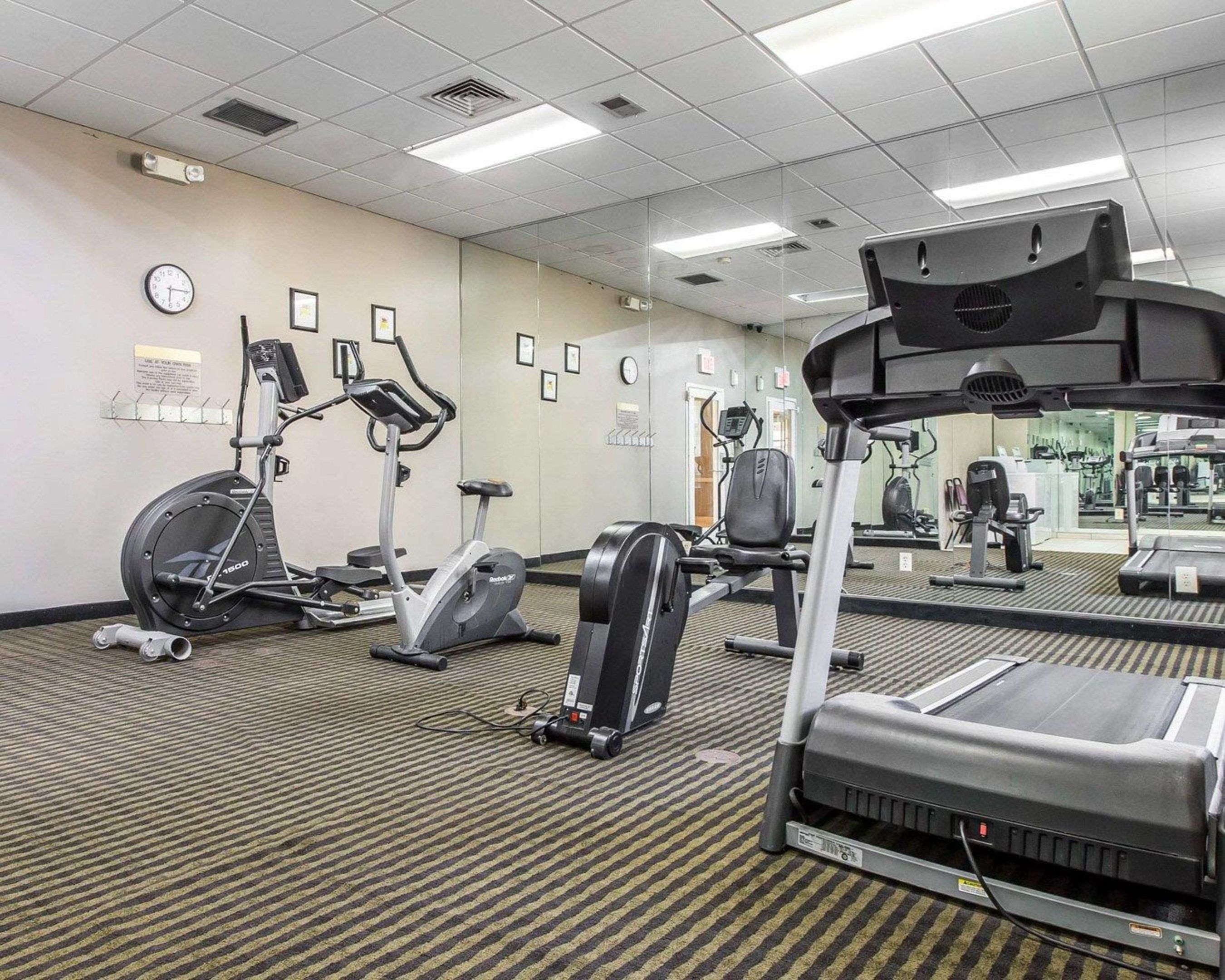 days inn by wyndham hinesville near fort stewart