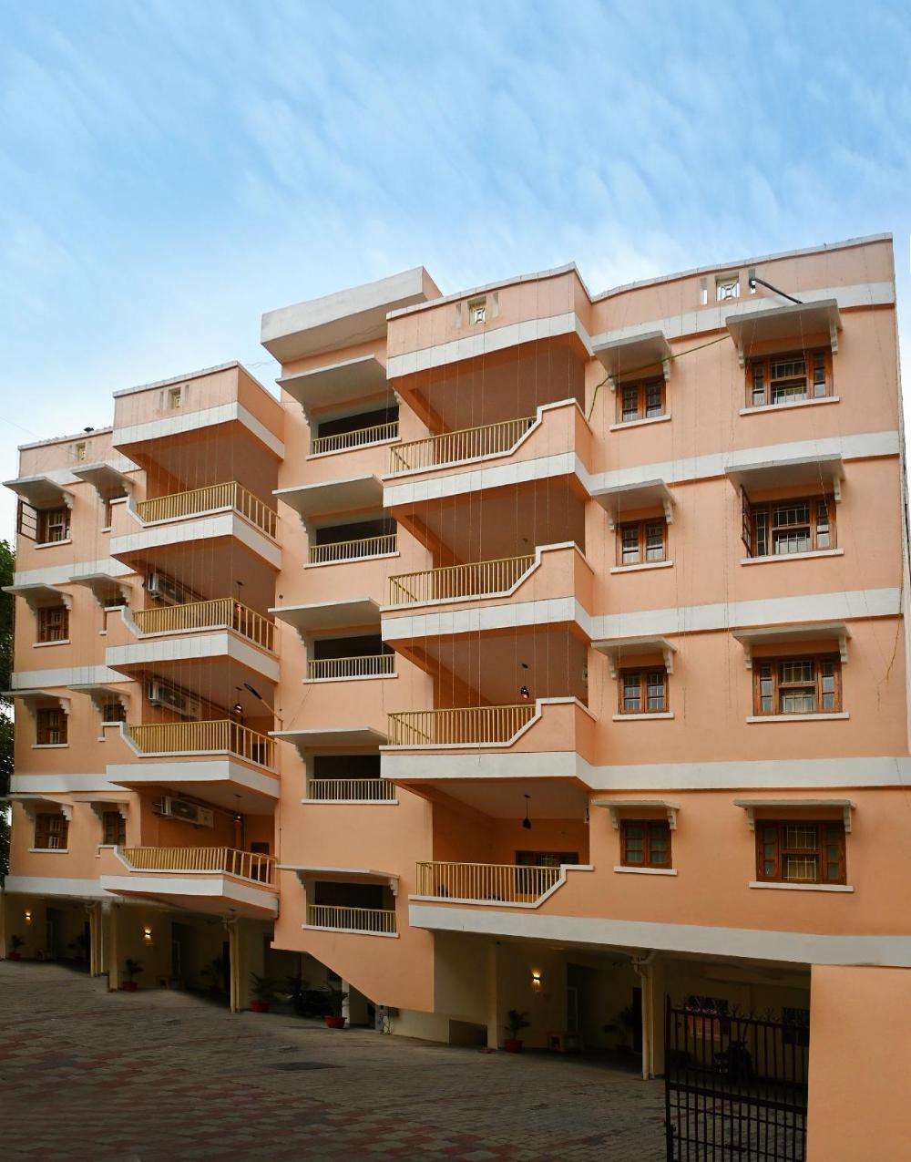 zoomstay 3bhk apartments