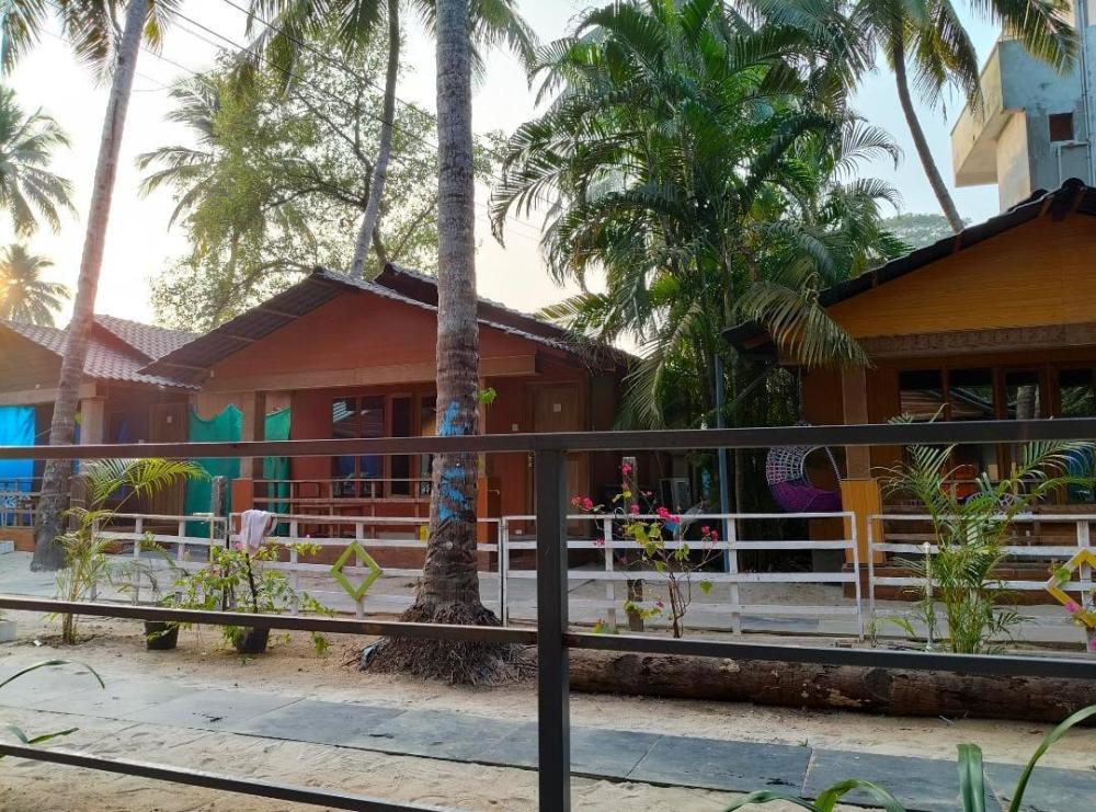 sai palolem beach cottages