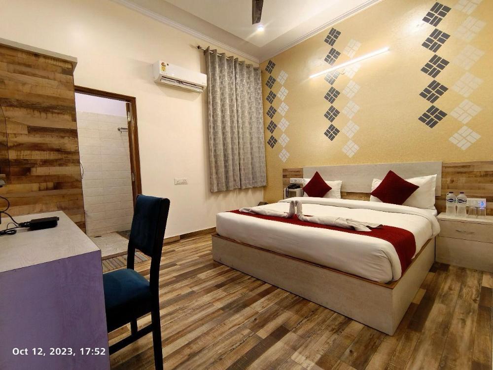 hotel roop highlights
