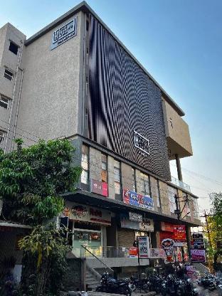 the living hub business hotel kolhapur