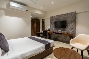 the living hub business hotel kolhapur