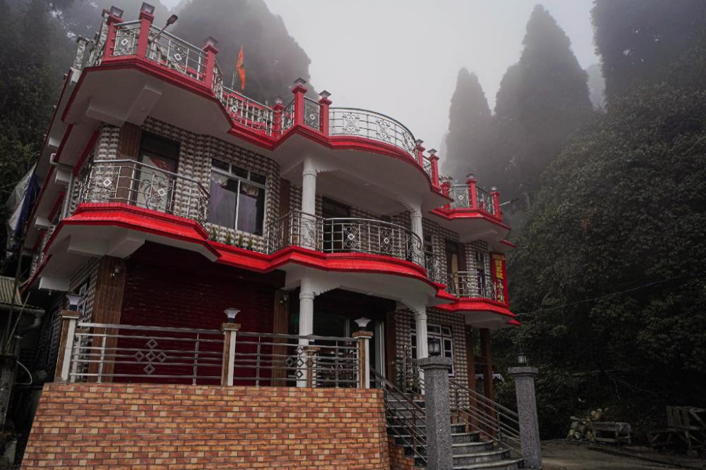 collection o shanti priya