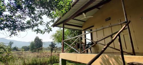 aranya phansad resort