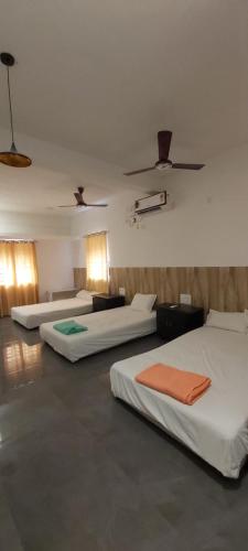 hyton grand kilambakkam