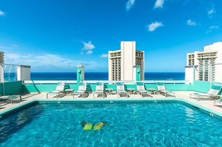 pacific monarch hotel