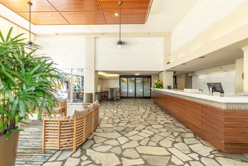 pacific monarch hotel