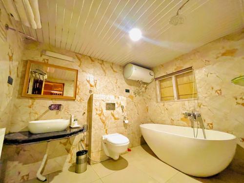 hotel marina drung waterfall by stay pattern