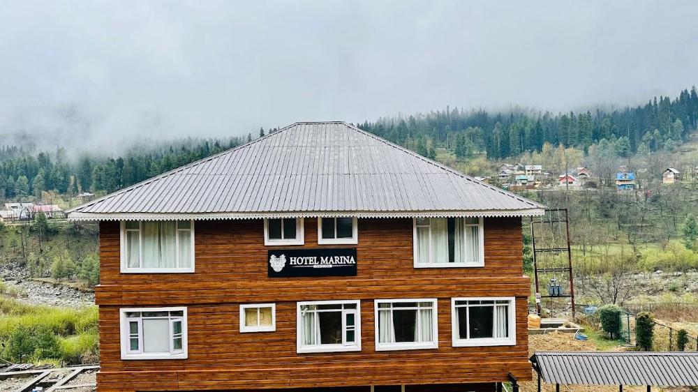 hotel marina drung waterfall by stay pattern