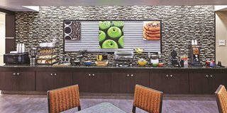 la quinta inn and suites by wyndham houston hobby airport