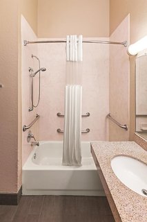 La Quinta Inn & Suites By Wyndham Houston Hobby Airport,Houston County>>Downtown Houston,3 star