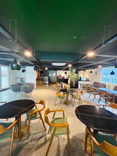 wild wings premium hotel