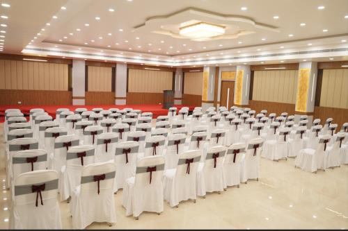 divine hotel and resorts