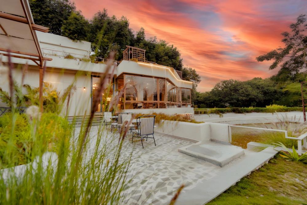 giovanni village resort