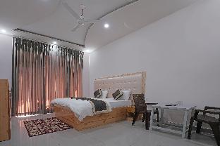 hotel o aditya residency uk04
