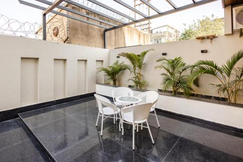 lime tree bnb pari chowk