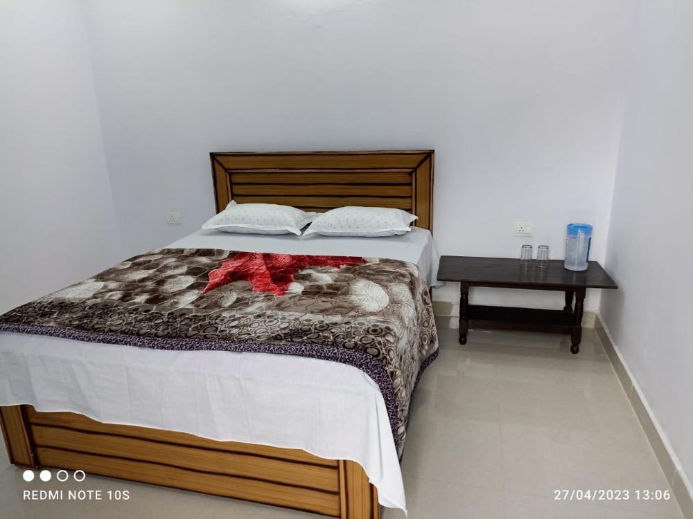 anand home stay and hotel phata