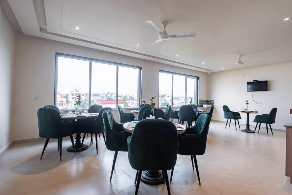 dev residency a unit of the elegance