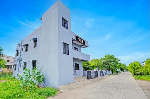 hotel o crpf crossway formerly v7 inn service apartment