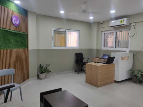 collection o local square karle town