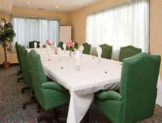 Days Hotel Methuen Ma Conference Center,Lawrence>>Boston,3 star