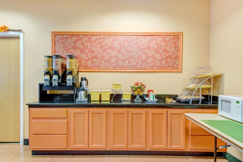 days hotel methuen ma conference center