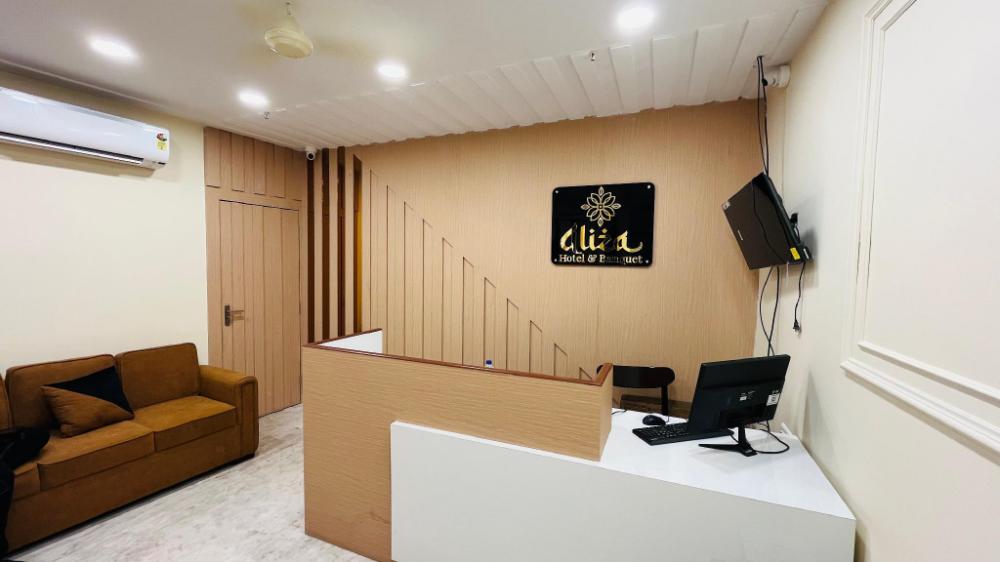 aliza hotel and banquet