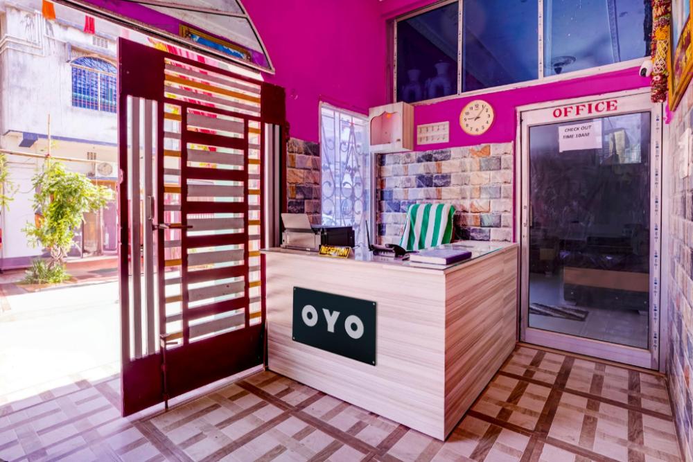 hotel om palace and banquet hall