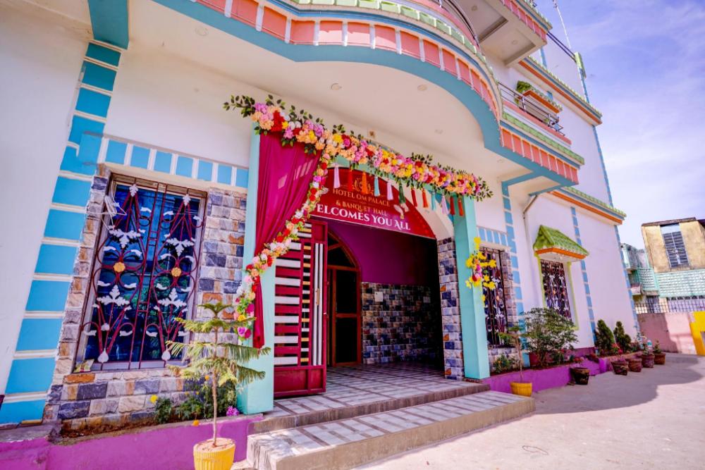 hotel om palace and banquet hall