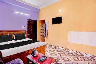 hotel om palace and banquet hall