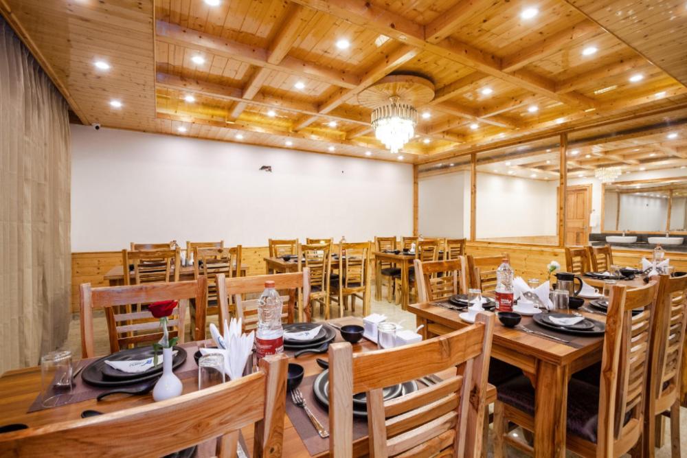 tripli hotels namaste manali