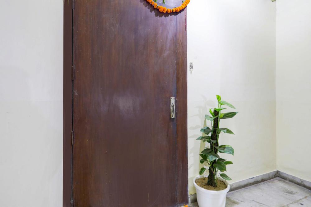 super hotel o malviya nagar inn