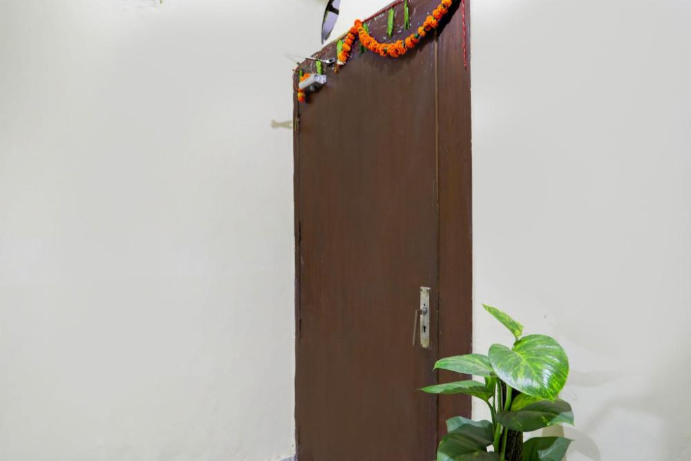 super hotel o malviya nagar inn