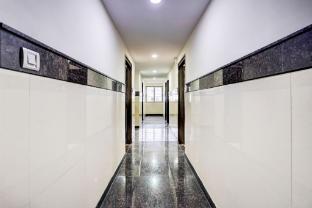 hotel o 82950 om sai residency