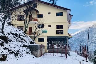 hotel snow crest residency