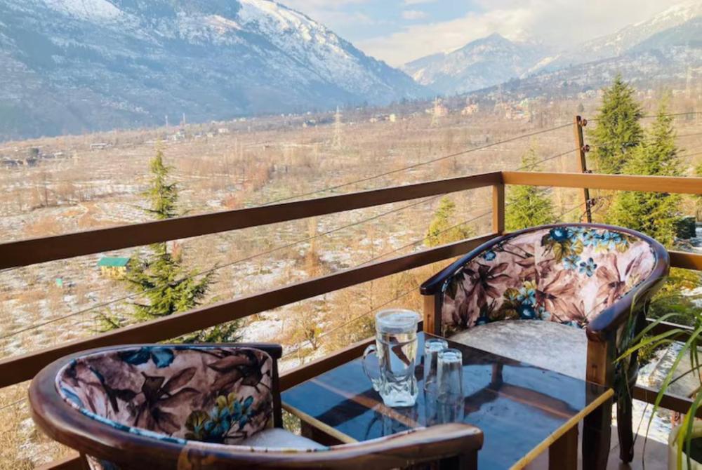 hotel snow crest residency