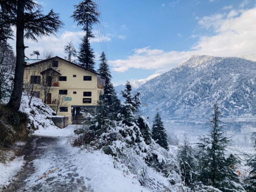 hotel snow crest residency