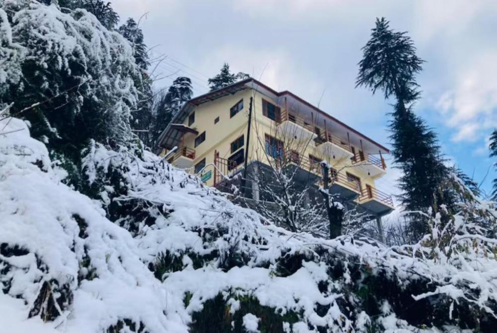 hotel snow crest residency