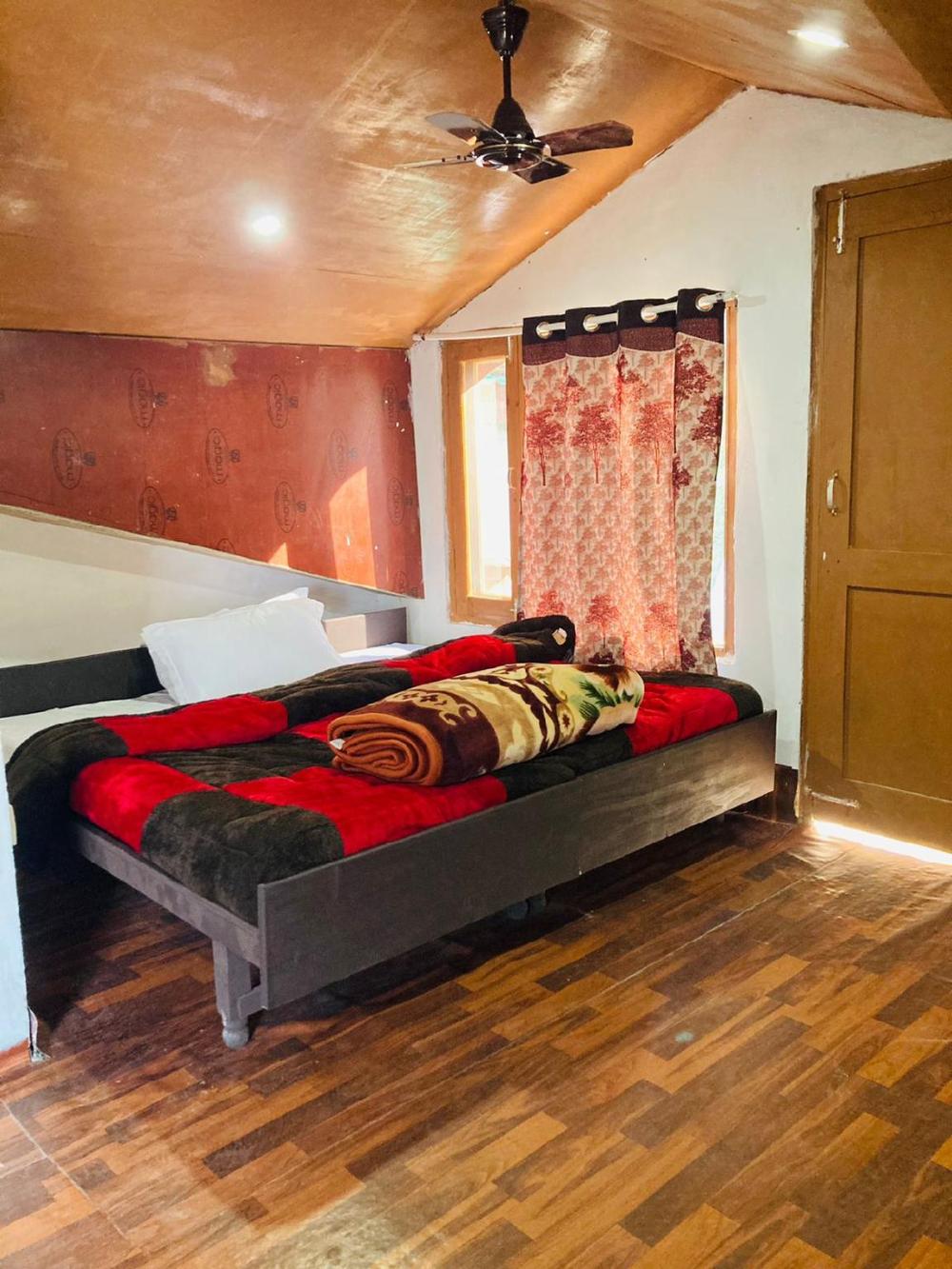 hotel snow crest residency