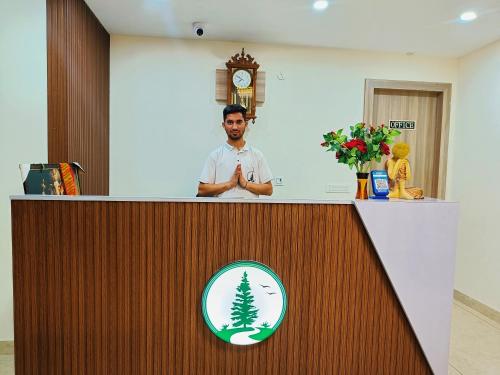 hotel pines and peaks dalhousie