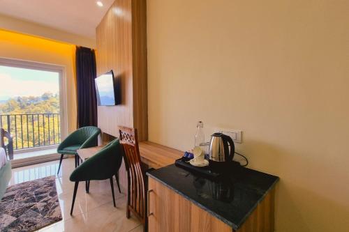 hotel pines and peaks dalhousie