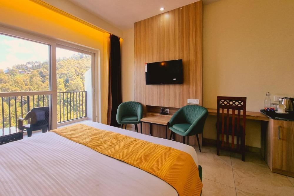 hotel pines and peaks dalhousie