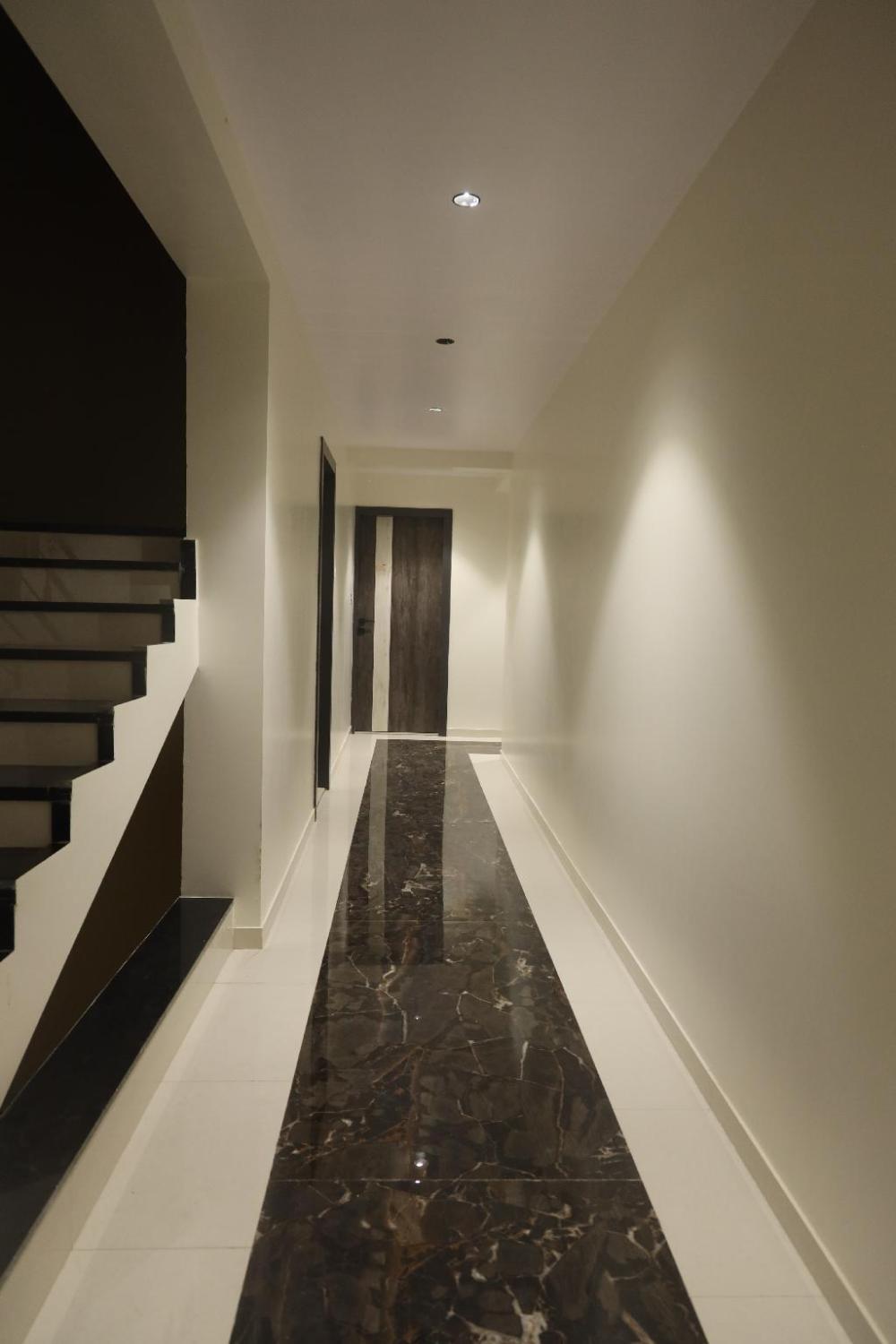 hotel ratna palace nagaon