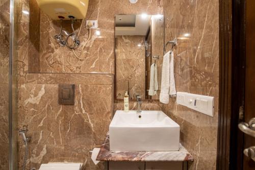 bedchambers serviced apartments south extension