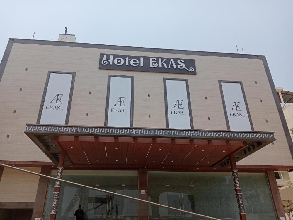 hotel ekas